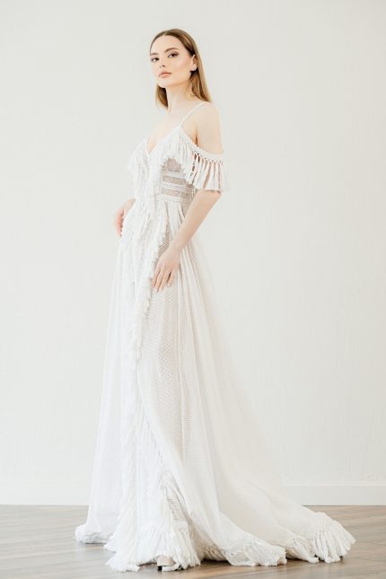 The Boho fringe wedding dress 'Krossa' by Atelier Zolotas