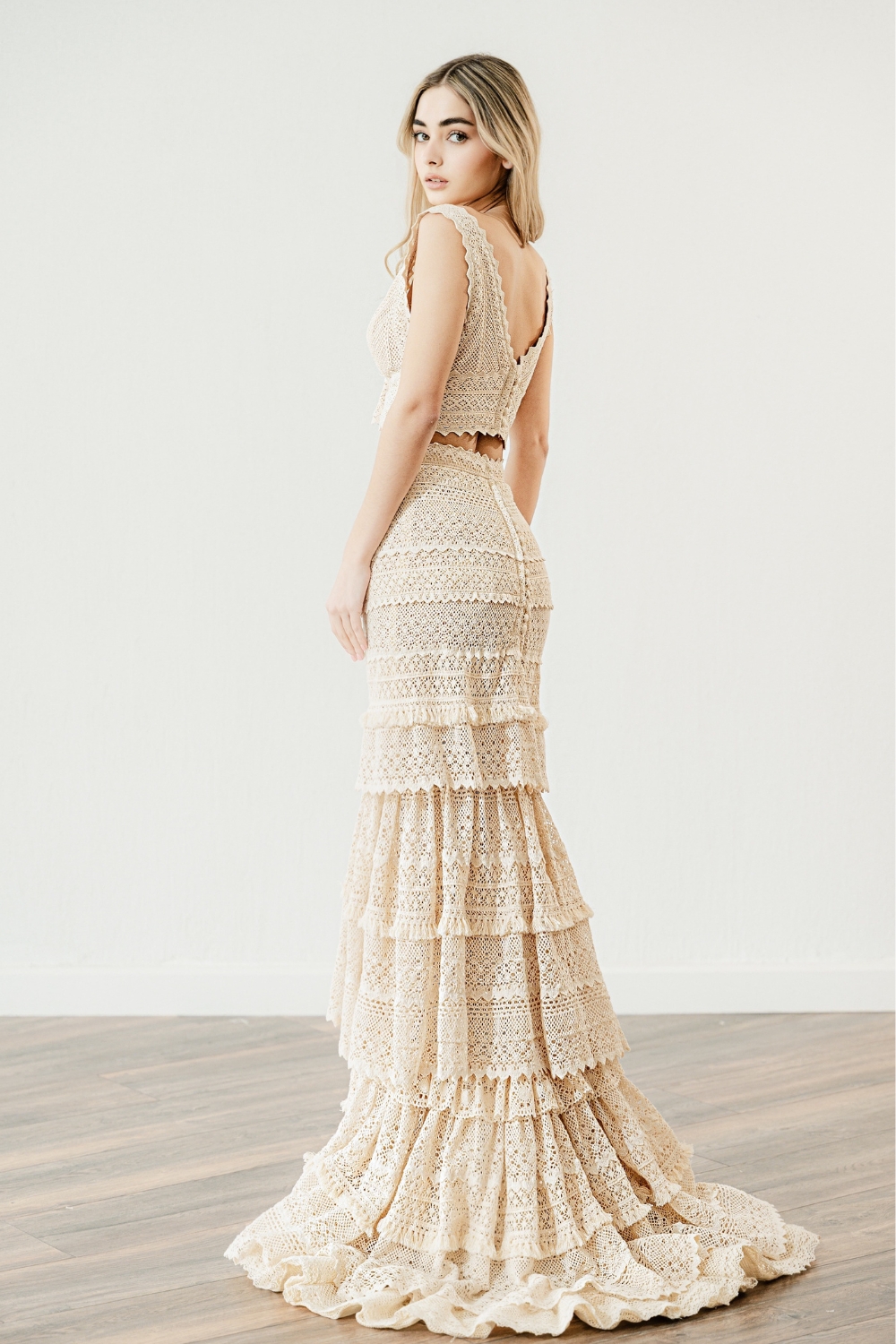 Soleia-bohemian-bridal-top-atelier-zolotas (1) The Bohemian Bridal top 'Soleia' paired with a lacy mermaid skirt by Atelier Zolotas
