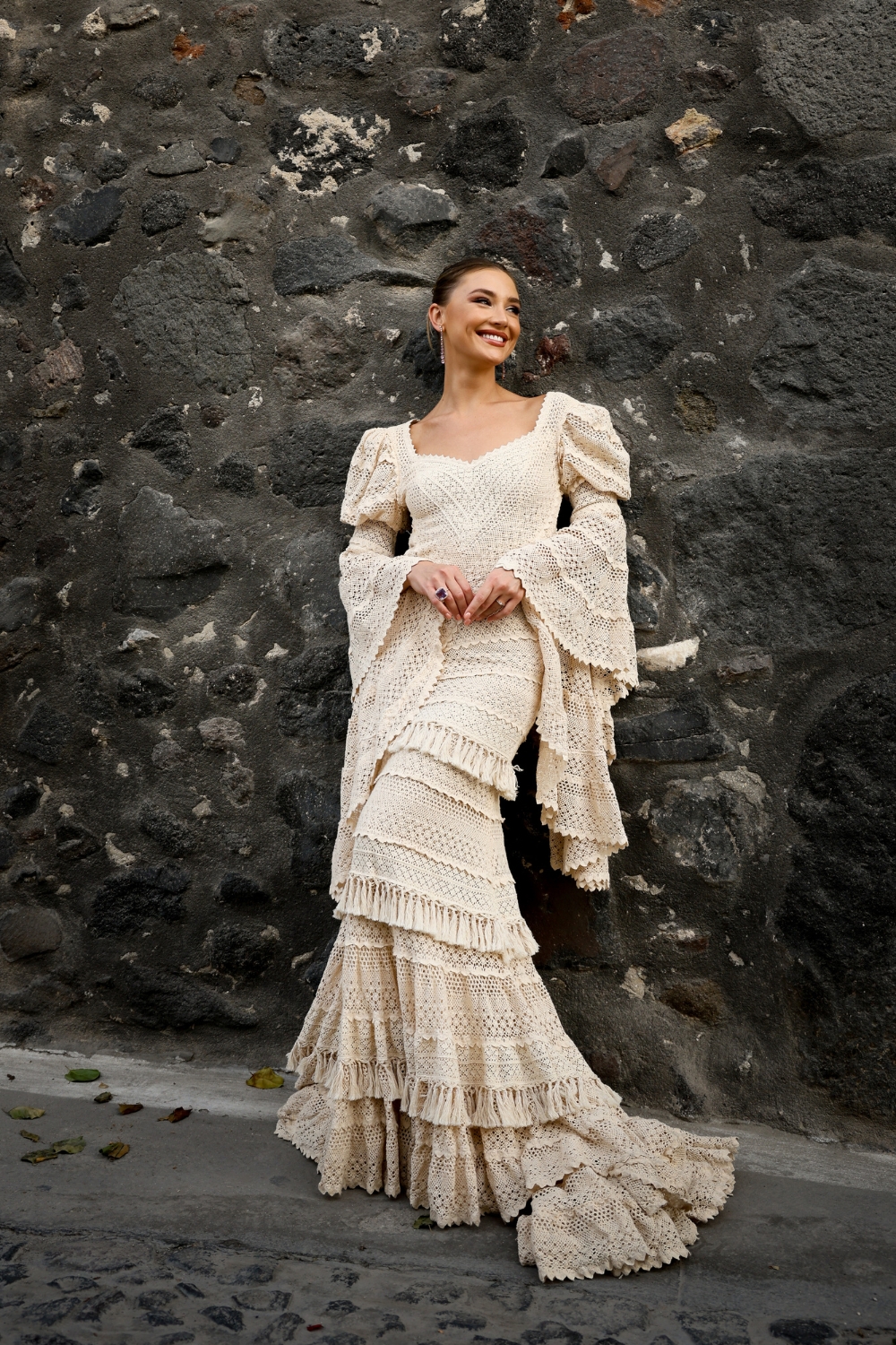 darya-osho-in-atelier-zolotas-Alayah-wedding-dress-dramatic-long-sleeves (38) (36)