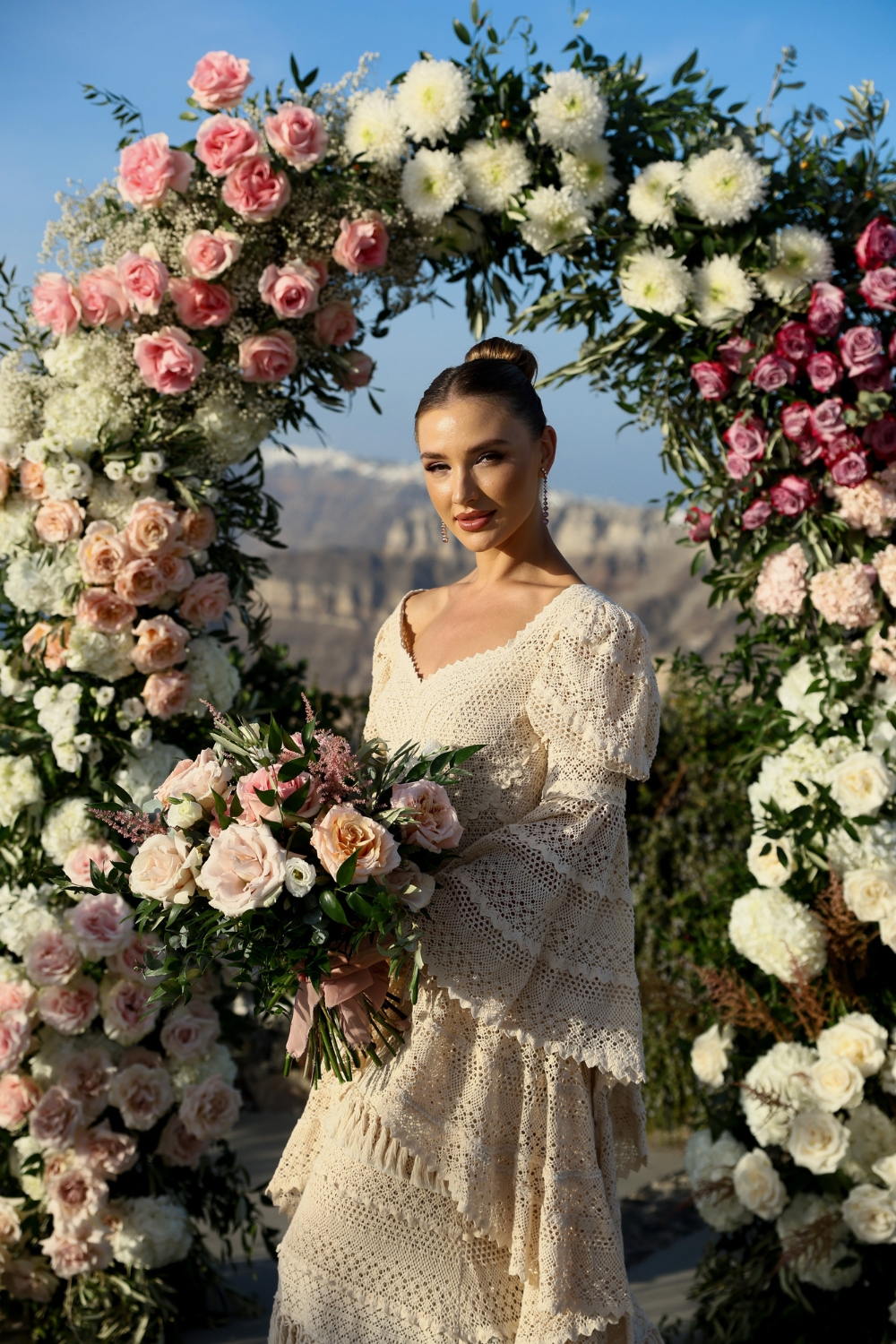 darya-osho-in-atelier-zolotas-wedding-dress-bloom-de-fleur-flower-arch (18) darya osho in atelier zolotas wedding dress in front of flower arch by bloom de fleur