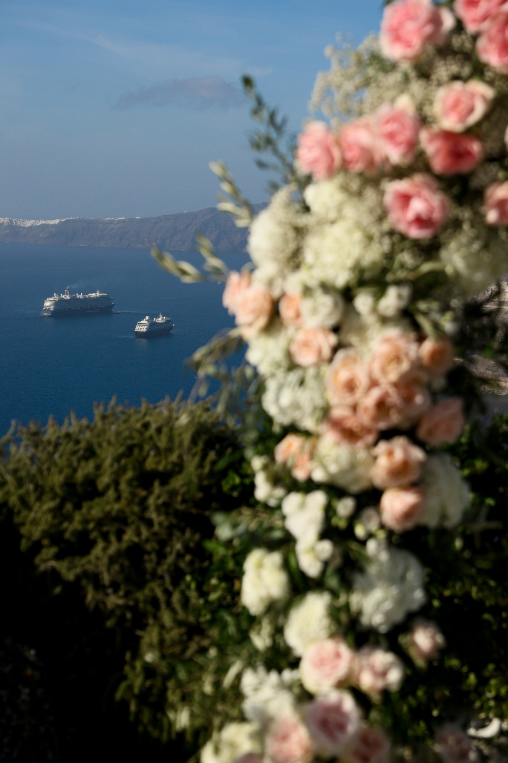 santorini-wedding-floral-decoration (12)