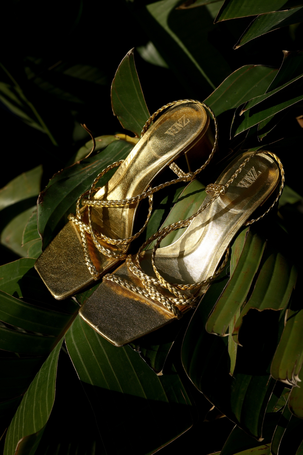 zara-gold-sandals-with-heel Zara gold heeled sandals